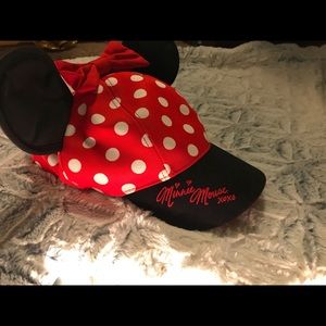 Minnie Mouse hat